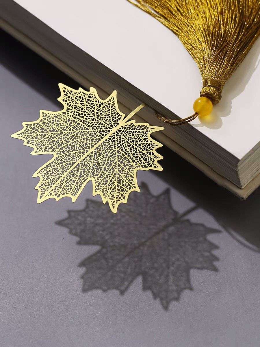 Bookmark Hoa Lá (Kèm Hộp)