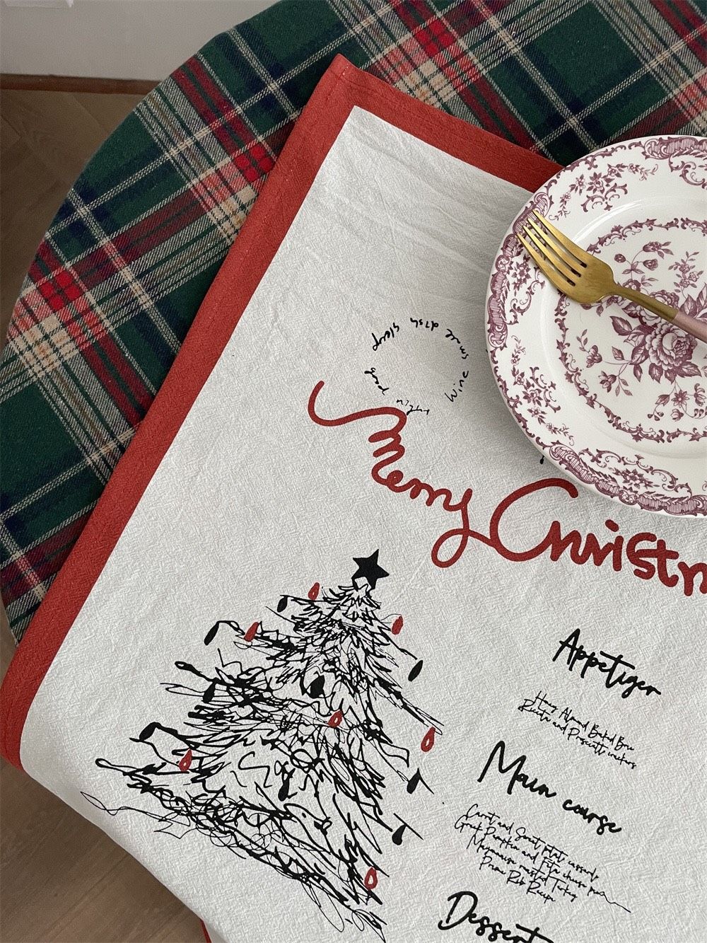 Tấm Vải Merry Viền Đỏ