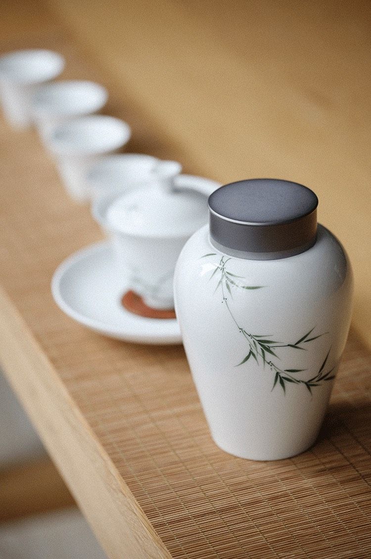 Hũ Trà Trúc Lịch