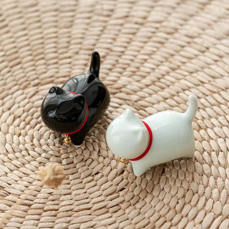 Mèo Múp Sứ