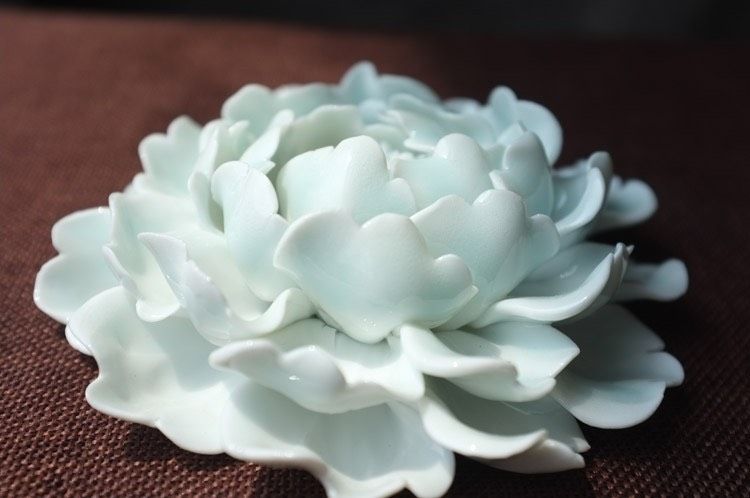 Mẫu Đơn Sứ Xanh Ngọc Đốt Trầm