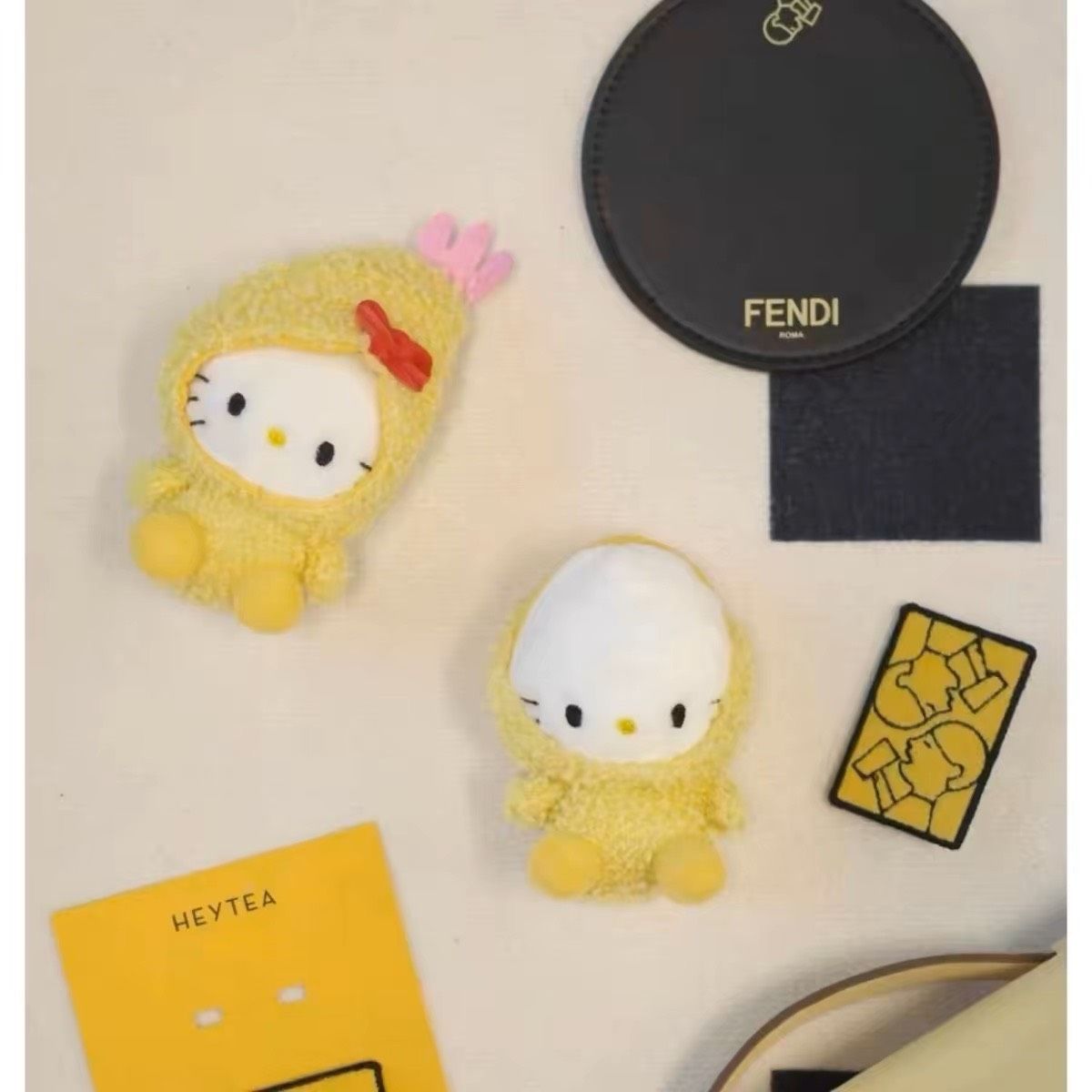 Móc Khóa Hello Kitty Tôm Chiên