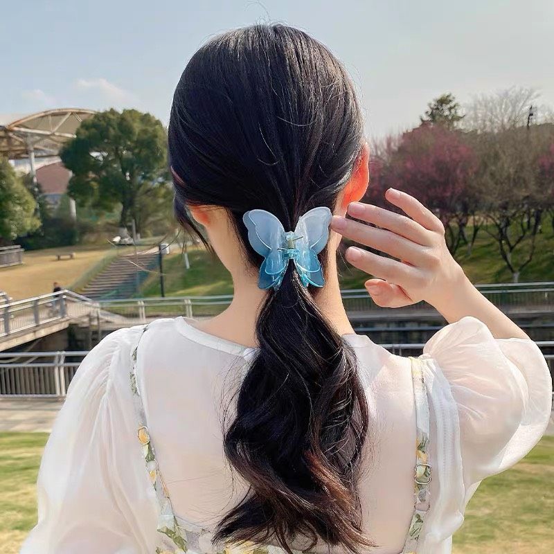 Kẹp Tóc Butterfly Trong Suốt