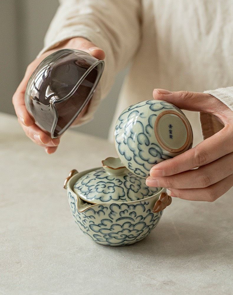 Set Trà Tường Vân