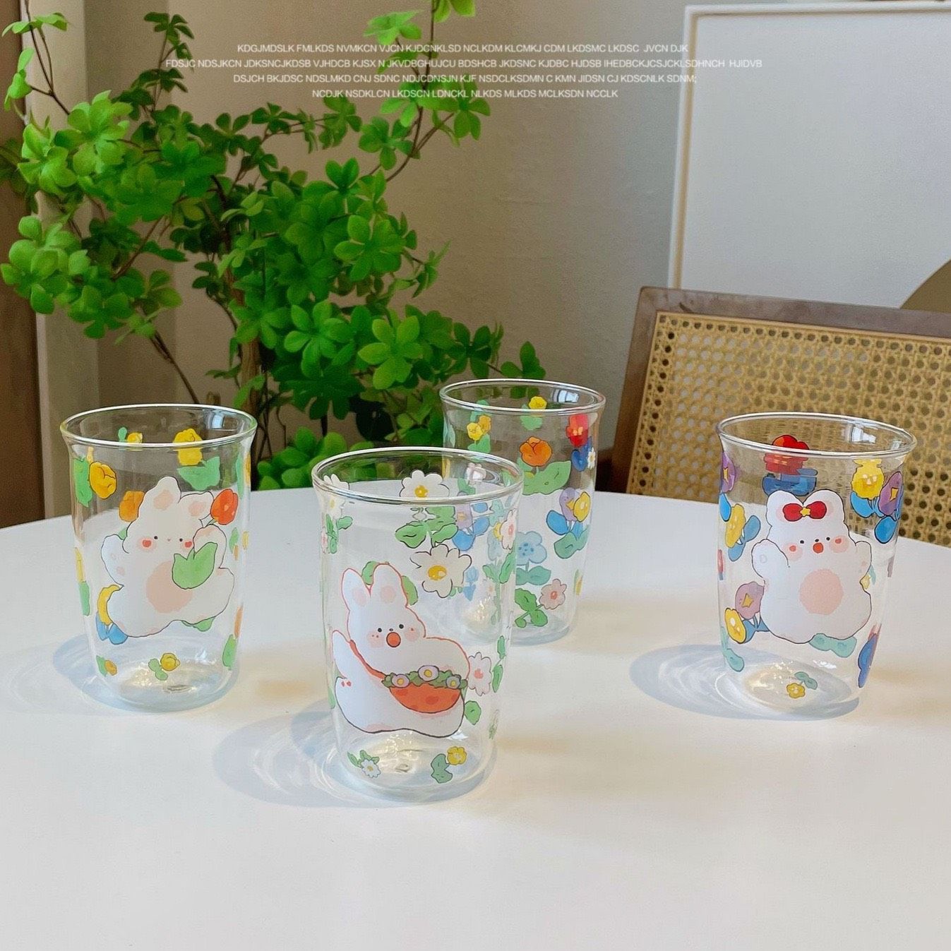 Cốc Thủy Tinh Thỏ Tinh Nghịch