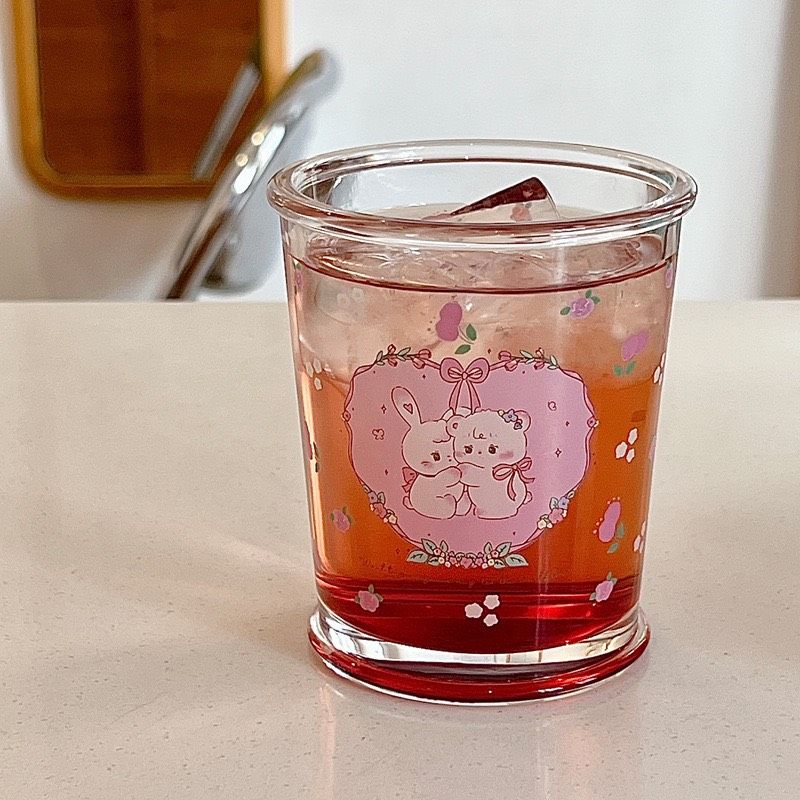 Cốc Lovely