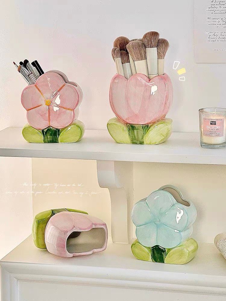 Ống Cắm Bút Tulip