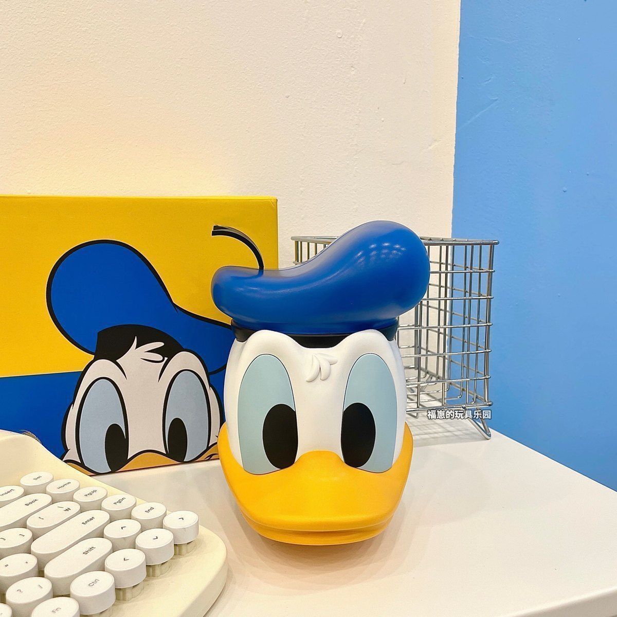 Ống Tiết Kiệm Donald Mickey