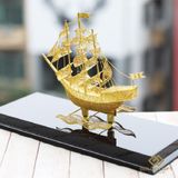 Mô hình Thuyền Buồm phong thuỷ mạ vàng 24K