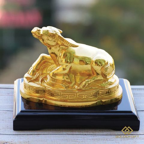 Tượng Trâu phong thủy mạ vàng 24K