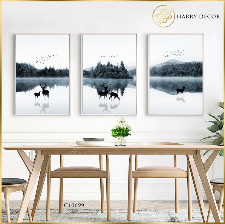 Bộ 3 Tranh Tuần Lộc In Bóng Dưới Hồ C10699