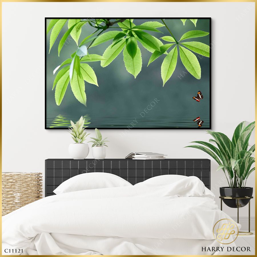 Tranh Đôi Bướm Dưới Lá Xanh Thắm C11121