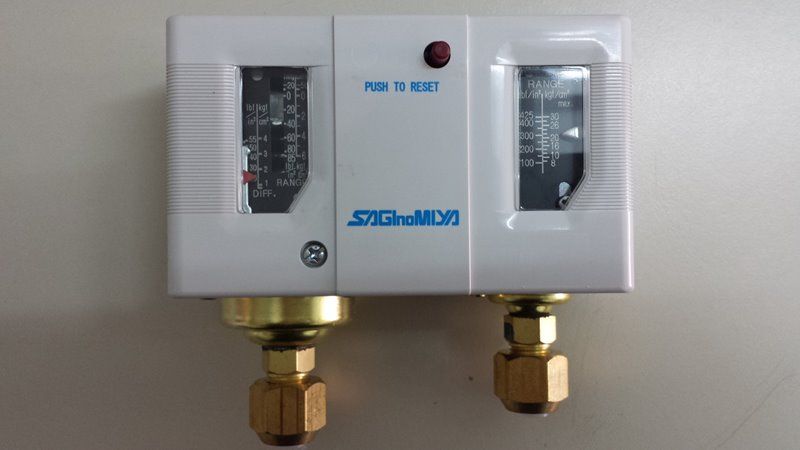  Công tắc áp suất đôi DNS-D606XM 