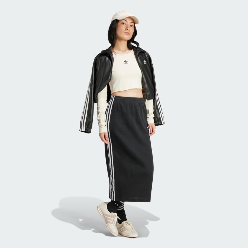 Áo Thun Nữ Lửng Dài Tay Thun Gân Essentials
