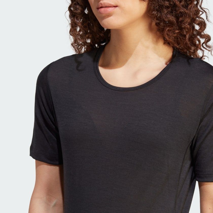 ÁO THUN NỮ NGẮN TAY MẶC TRONG XPERIOR MERINO 150
