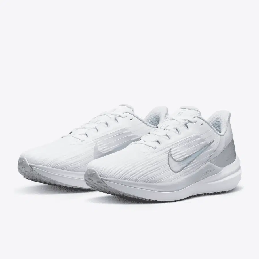 Giày Chạy Nữ Nike Air Winflo 9 DD8686-100