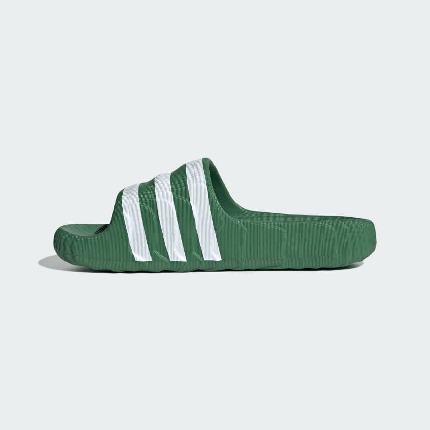 DÉP ADILETTE 22