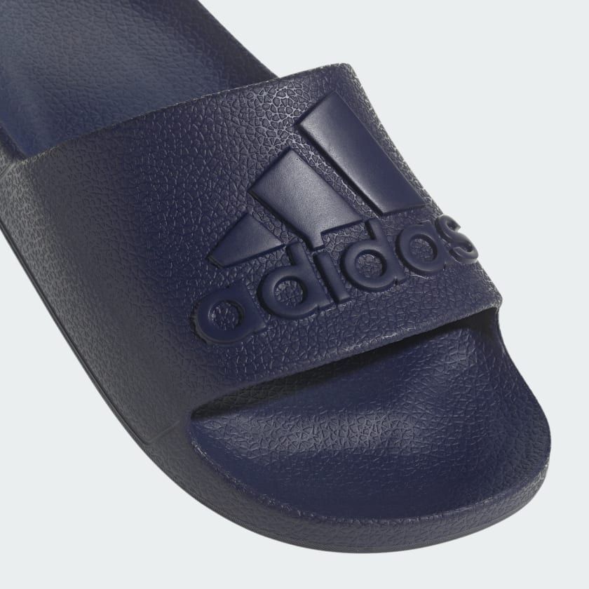 DÉP ADILETTE AQUA