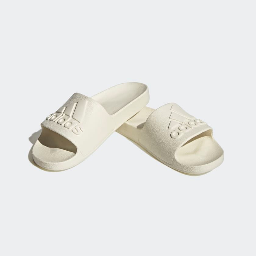 DÉP ADILETTE AQUA