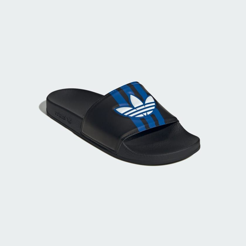 Dép adilette