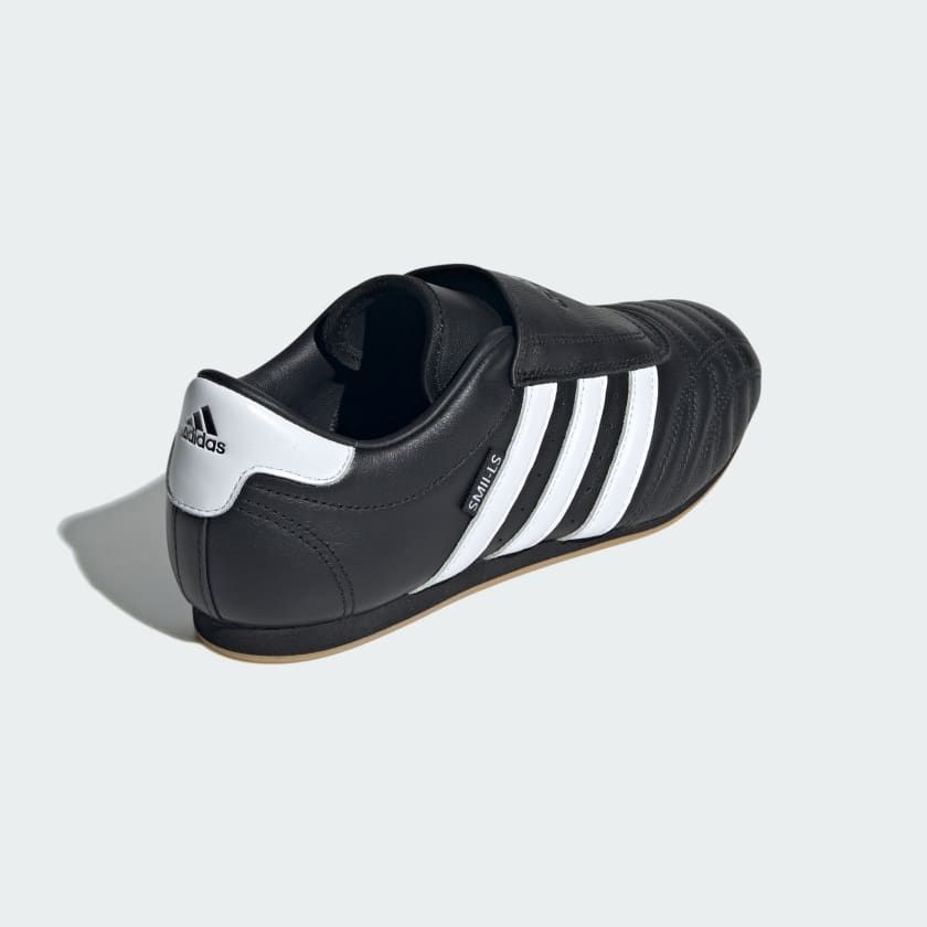 Giày originals Nữ adidas TAEKWONDO W