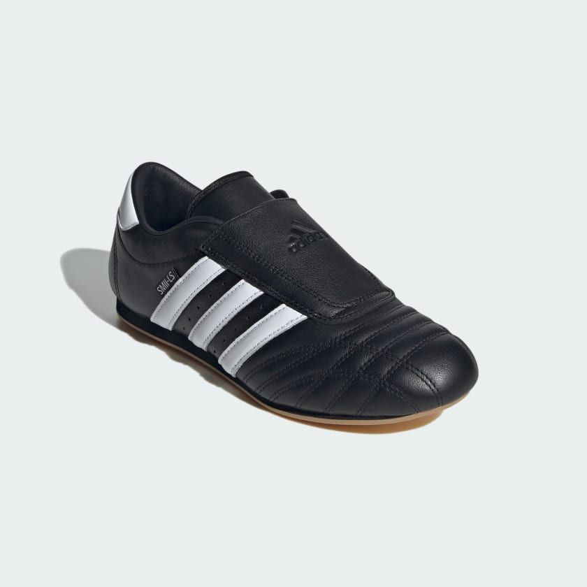 Giày originals Nữ adidas TAEKWONDO W