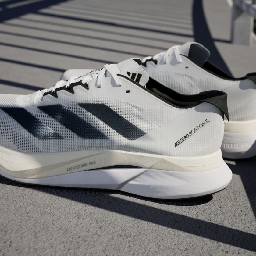 Giày chạy bộ Nam ADIZERO BOSTON 12 M