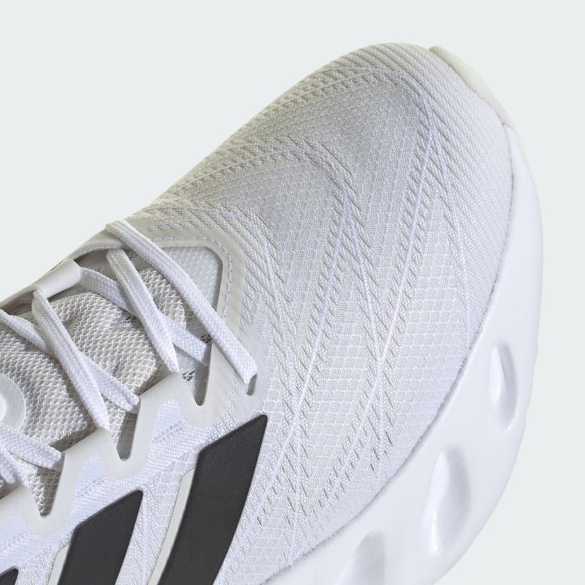 Giày chạy bộ Nam ADIDAS SWITCH FWD 2 M