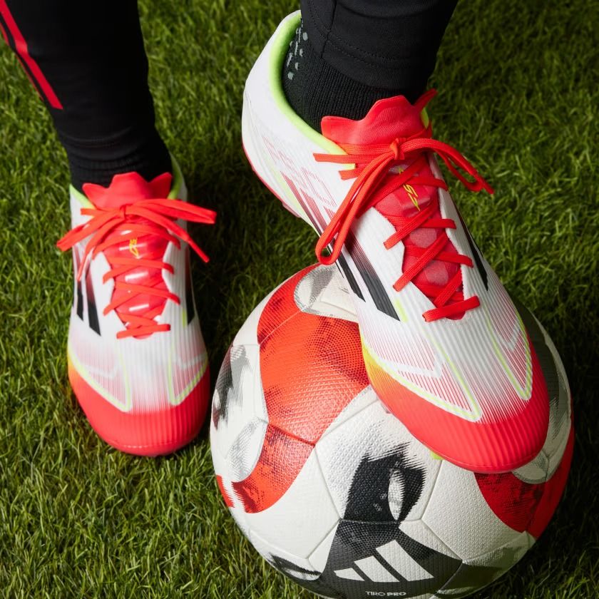 Giày đá bóng Nam F50 LEAGUE FG/MG
