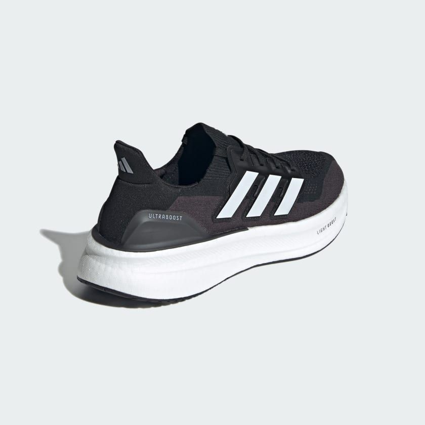 Giày chạy bộ Nam ULTRABOOST 5