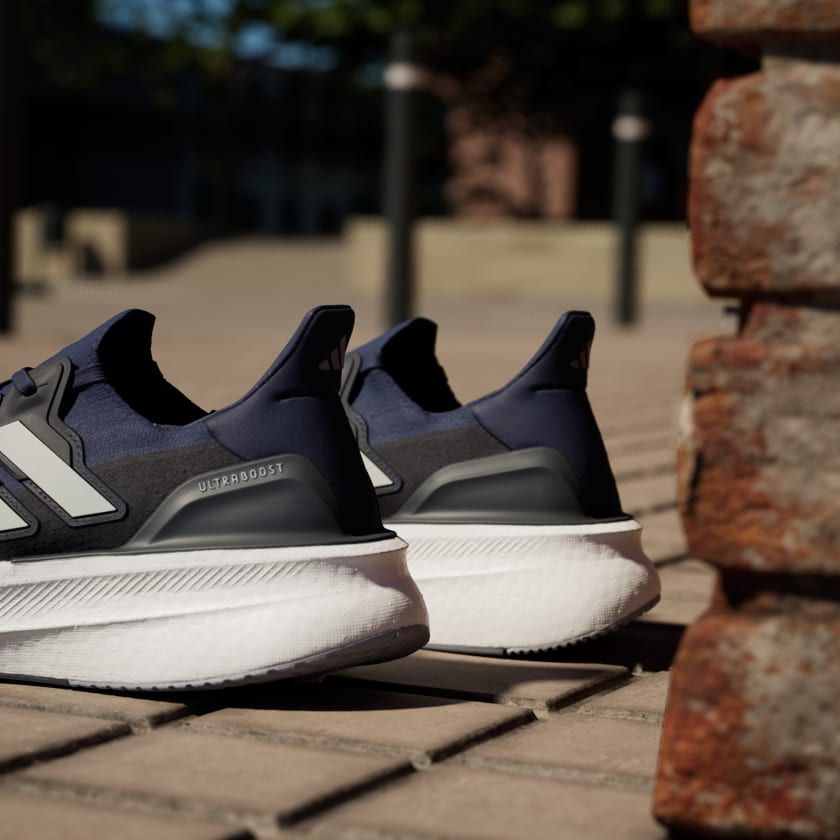 Giày chạy bộ Nam ULTRABOOST 5