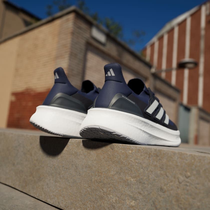 Giày chạy bộ Nam ULTRABOOST 5
