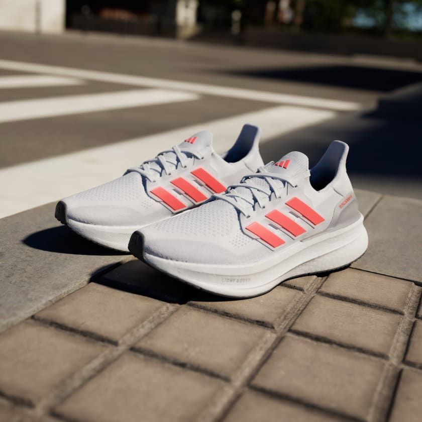 Giày chạy bộ Nam ULTRABOOST 5