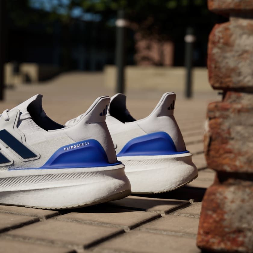 Giày chạy bộ Nam Ultraboost 5