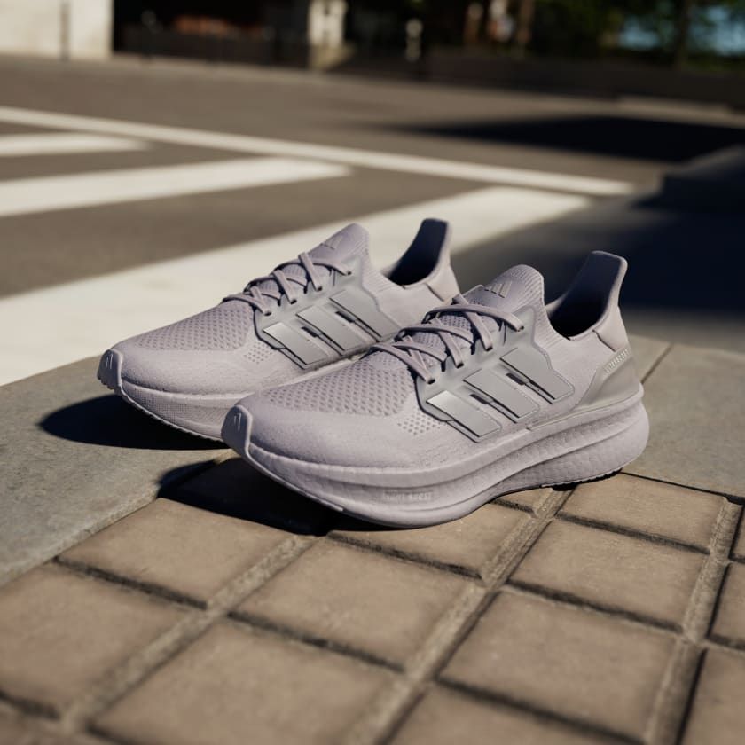 Giày chạy bộ Nam ULTRABOOST 5