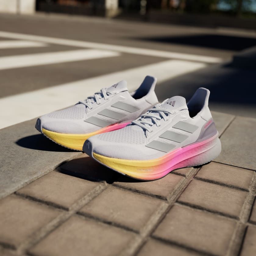 Giày chạy bộ Nữ ULTRABOOST 5X W