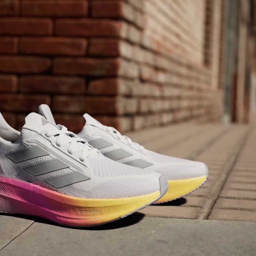 Giày chạy bộ Nữ ULTRABOOST 5X W