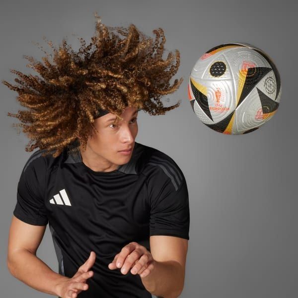 Quả bóng đá adidas Fussballliebe Finale Pro