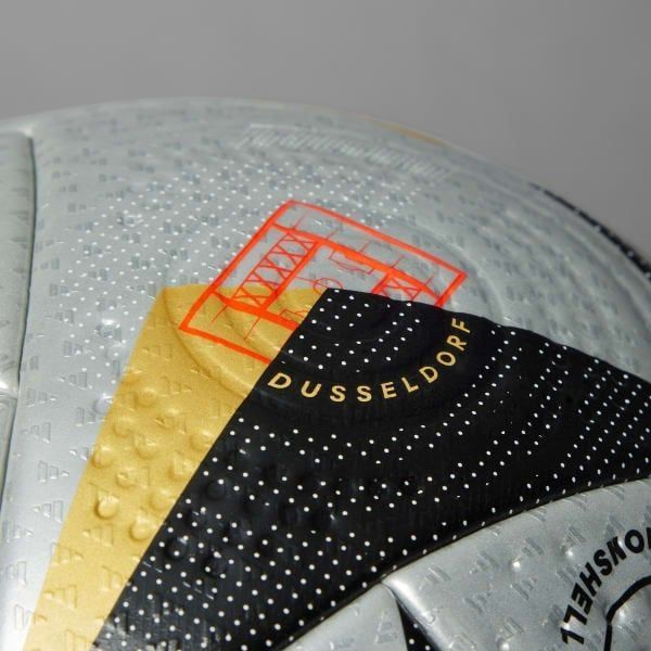 Quả bóng đá adidas Fussballliebe Finale Pro
