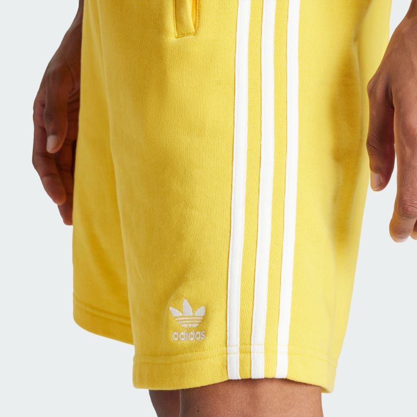 QUẦN SHORT NAM 3 SỌC ADICOLOR