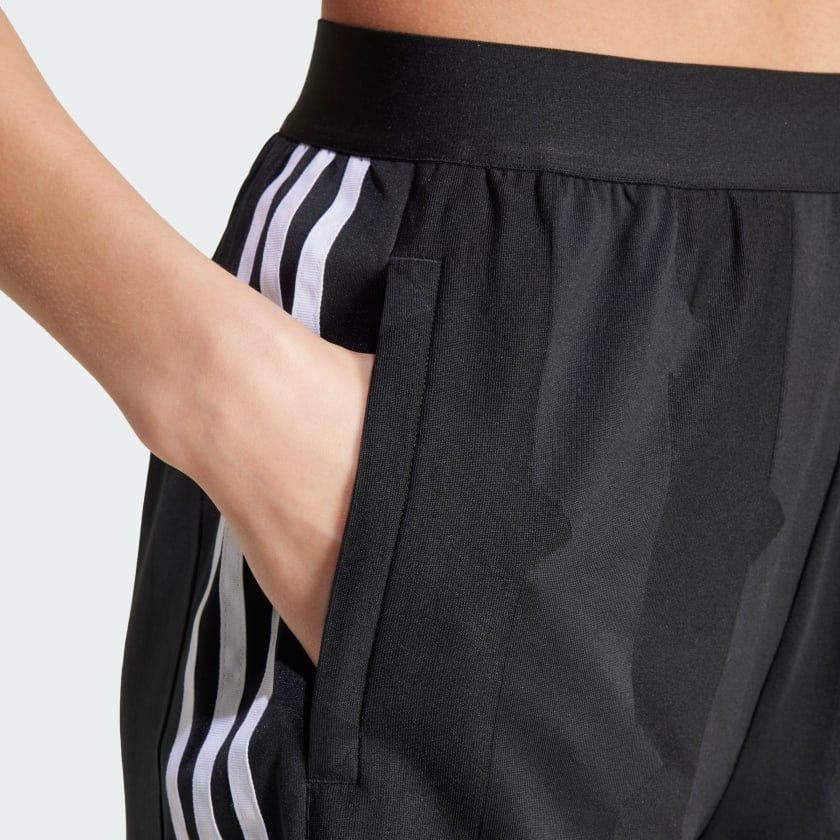 Quần Short Nữ Jacquard 3 Sọc Ngắn Tiro