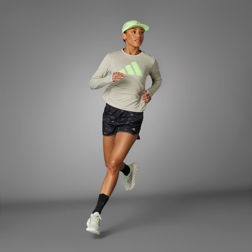 QUẦN SHORT NỮ TÌNH YÊU THƯƠNG HIỆU RUN IT