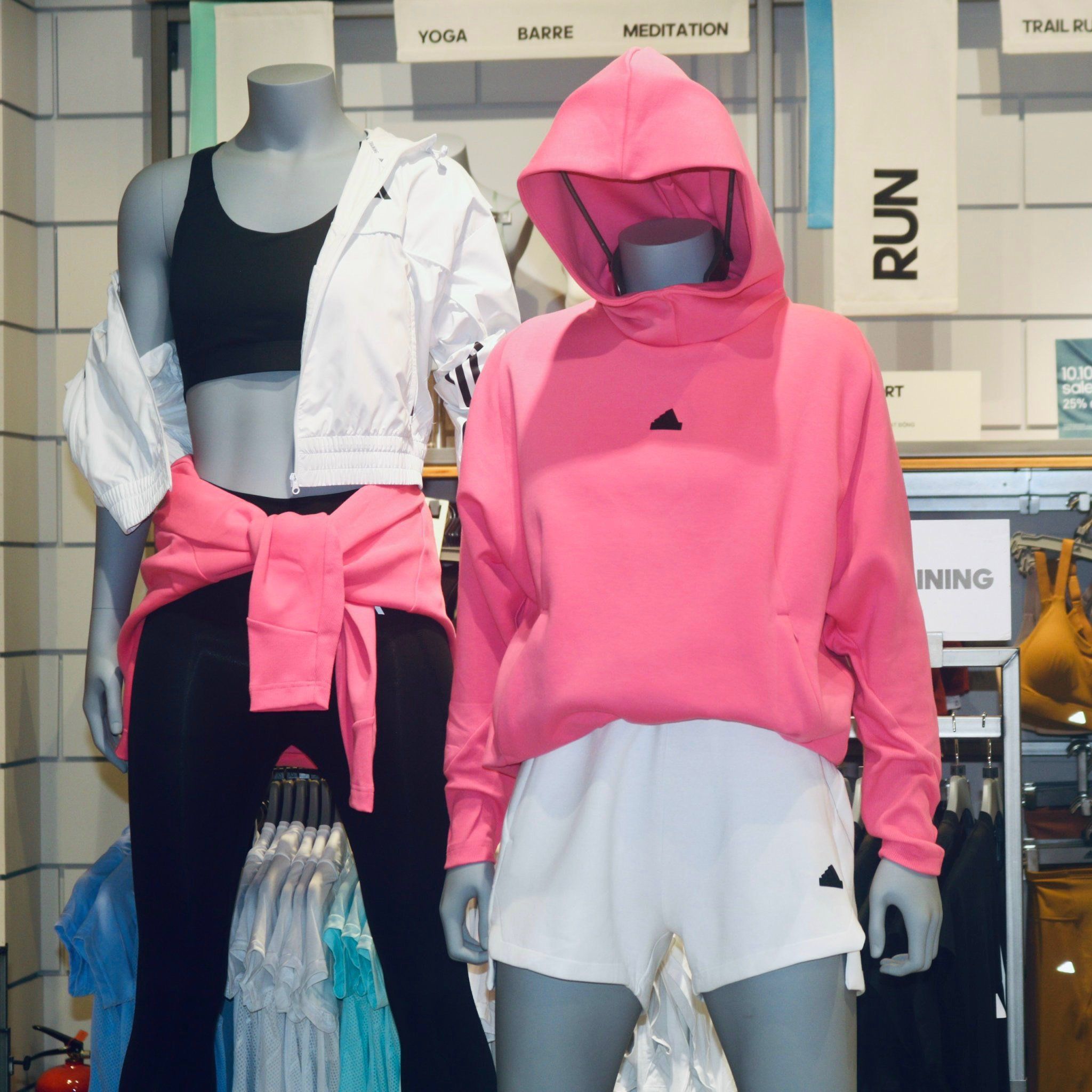 ÁO HOODIE NỮ OVERHEAD ADIDAS Z.N.E.