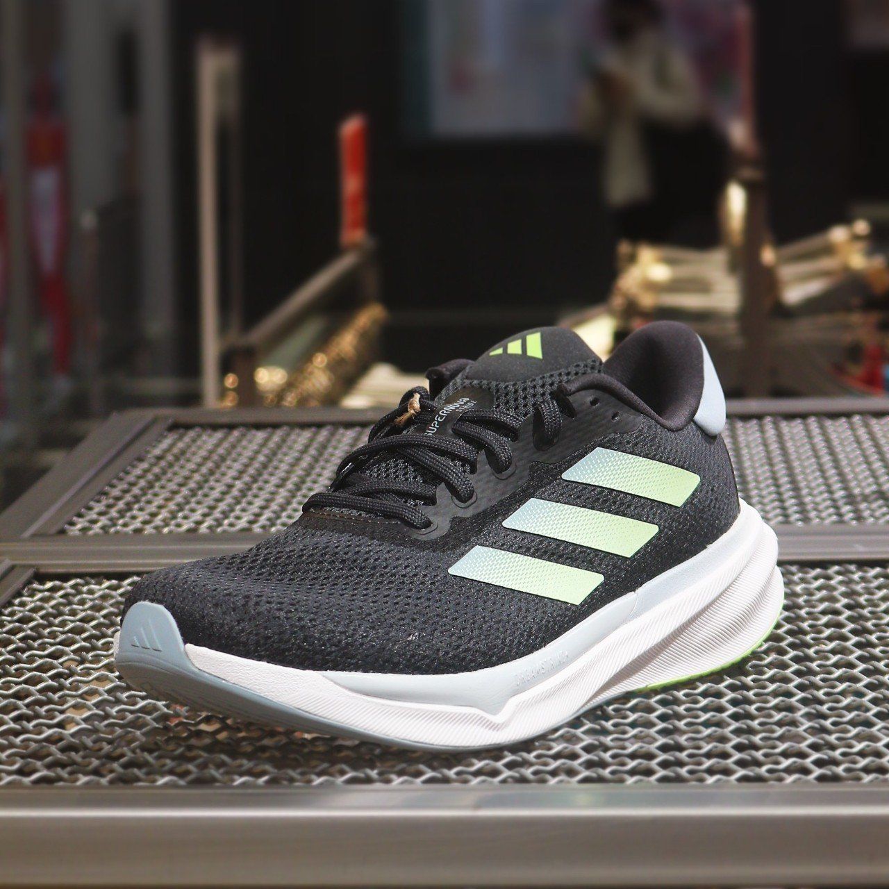 Giày chạy bộ Nam SUPERNOVA STRIDE M