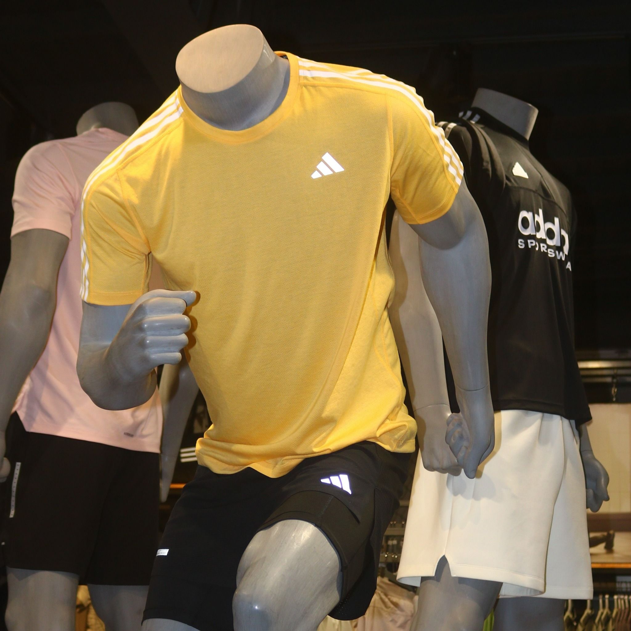 ÁO THUN NAM OWN THE RUN 3-STRIPES TEE