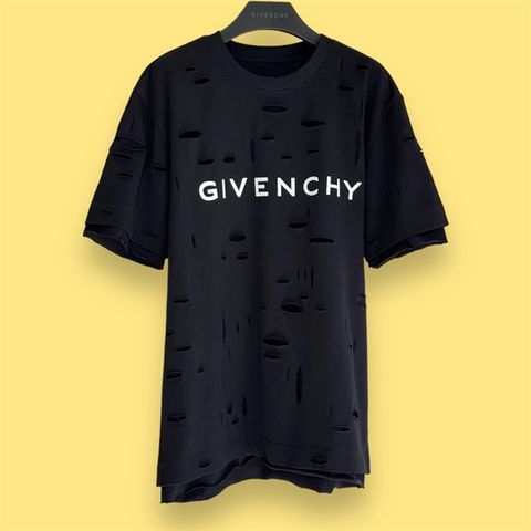 Áo Givenchy Torn T-shirt rách xước
