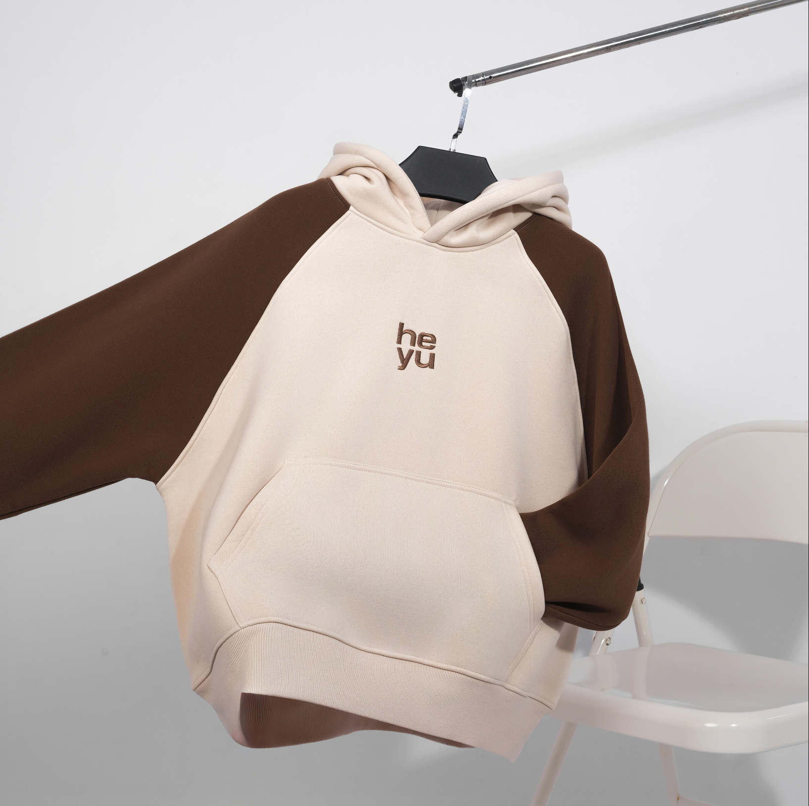  HYS BASIC LOGO RAGLAN HOODIE 