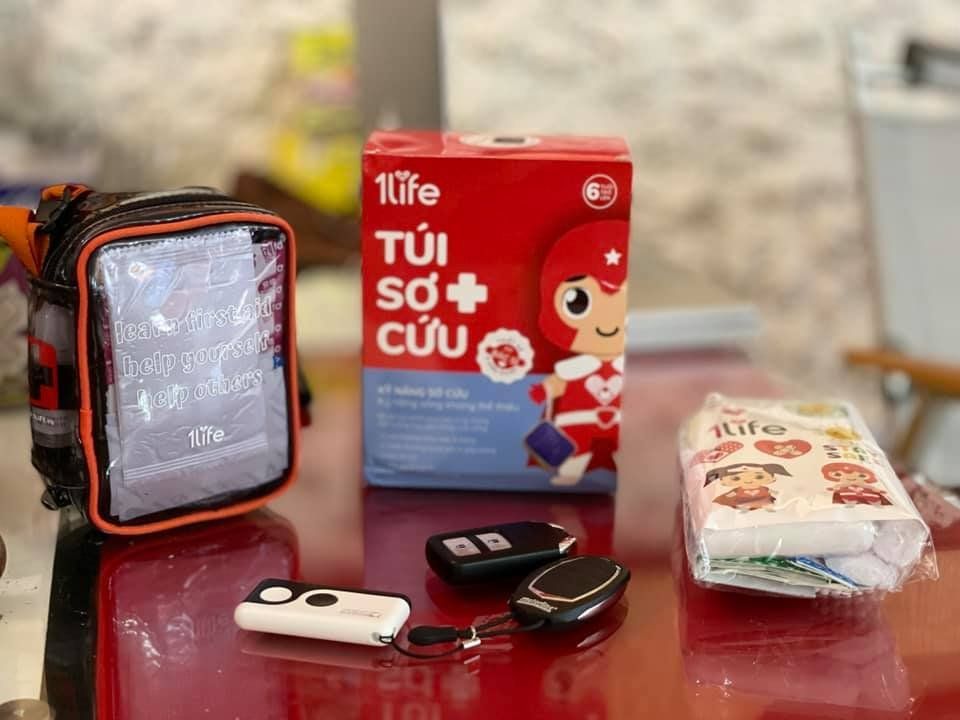 BỘ TÚI SƠ CỨU HERO MÀU ĐEN CAM - FIRST AID KIT (BLACK - ORANGE)