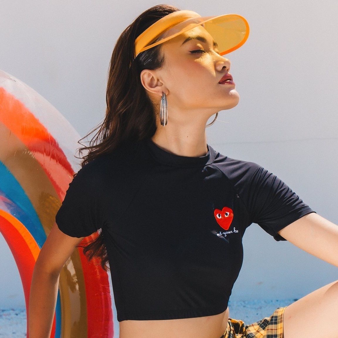 ATTN-Áo croptop tay ngắn thêu