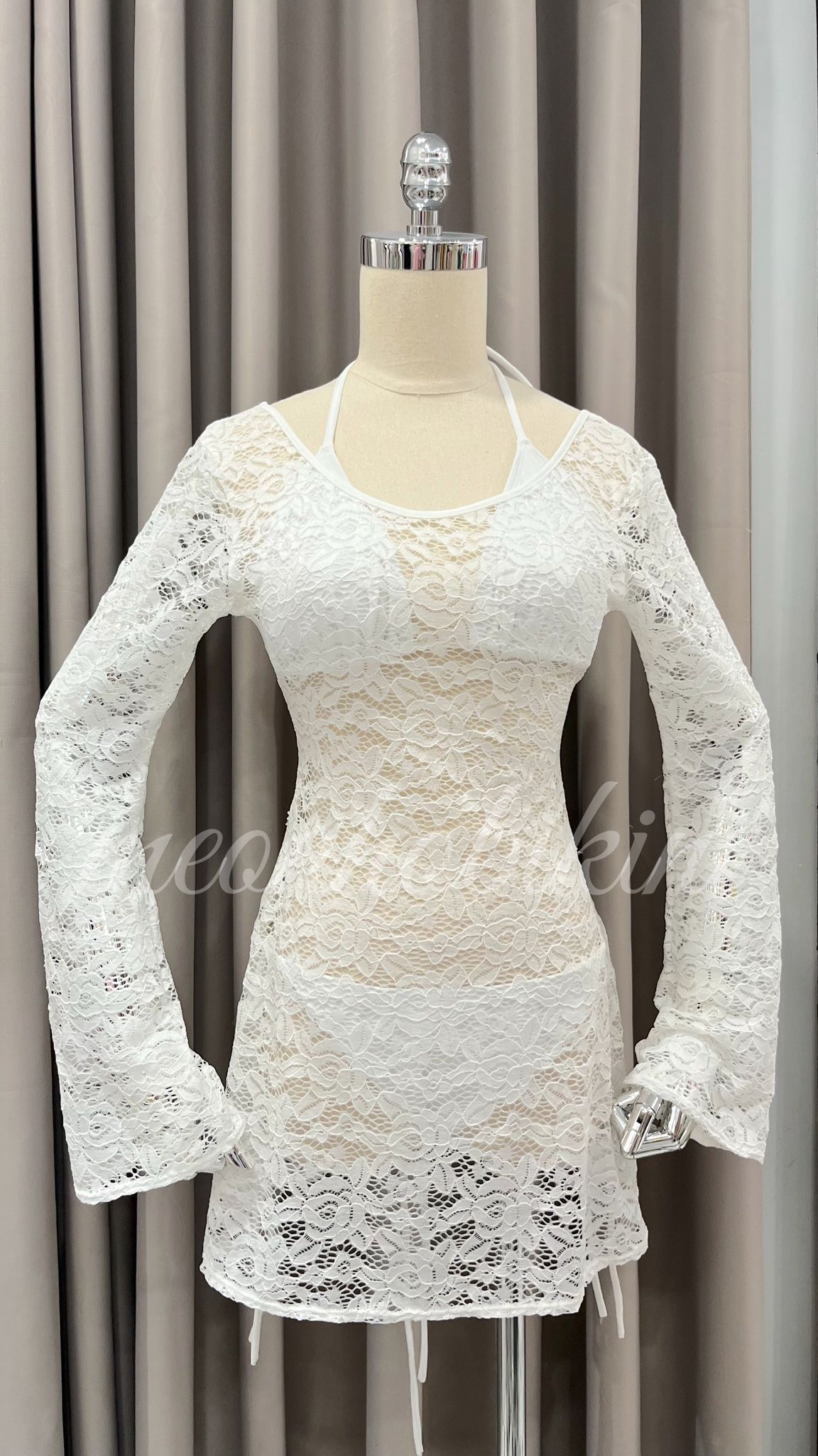  LACE14- đầm ren mặc ngoài đồ bơi 